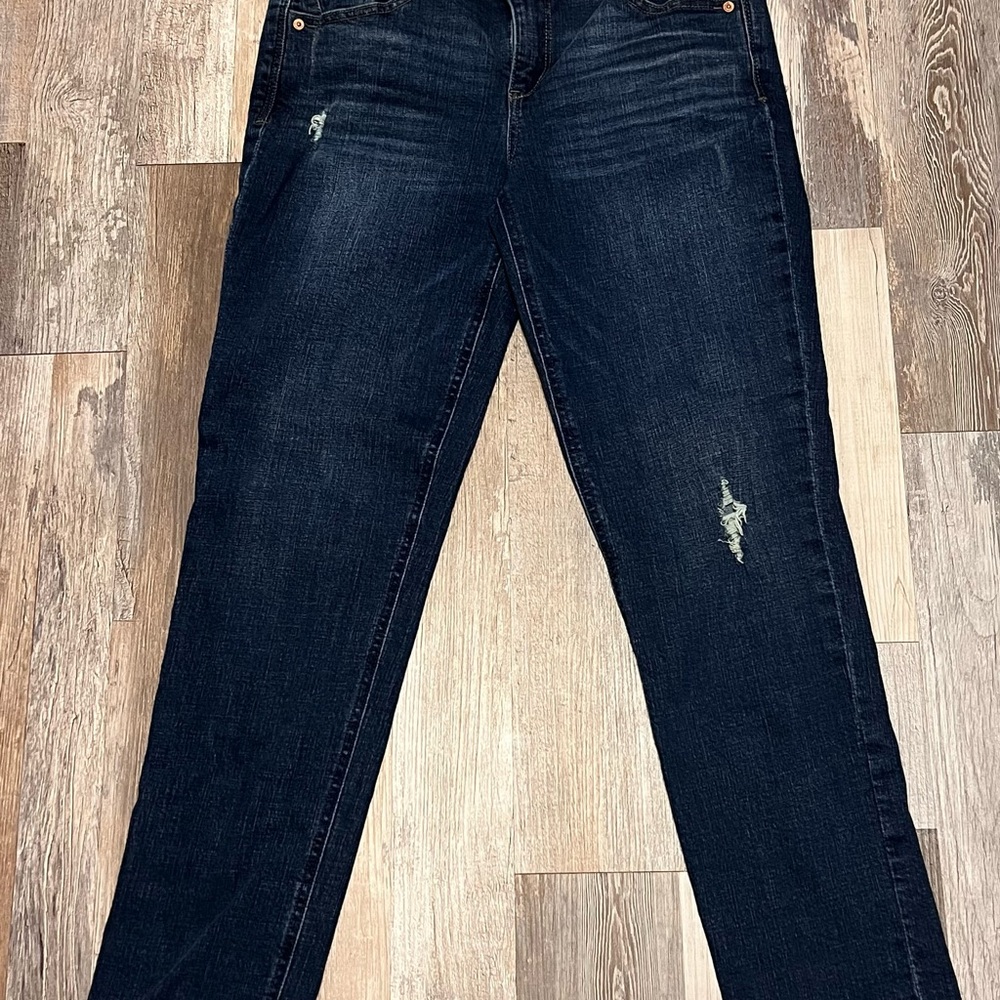 Wit & Wisom Dark Blue Distressed Women's Jeans size 6